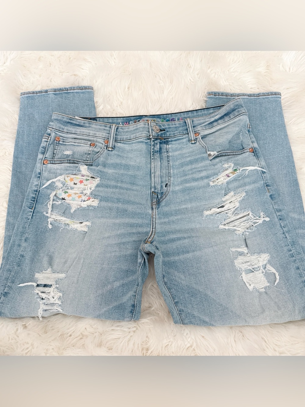 American Eagle Outfitters Light Blue Distressed Boyfriend Jeans with Star Patch